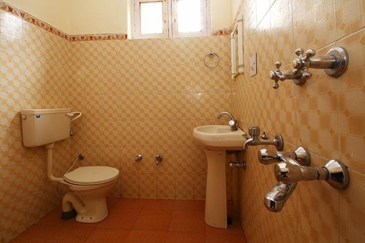 Nako Hotel Lake View מראה חיצוני תמונה