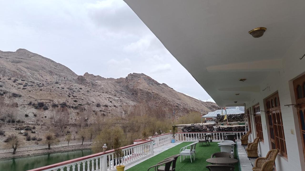 Nako Hotel Lake View מראה חיצוני תמונה